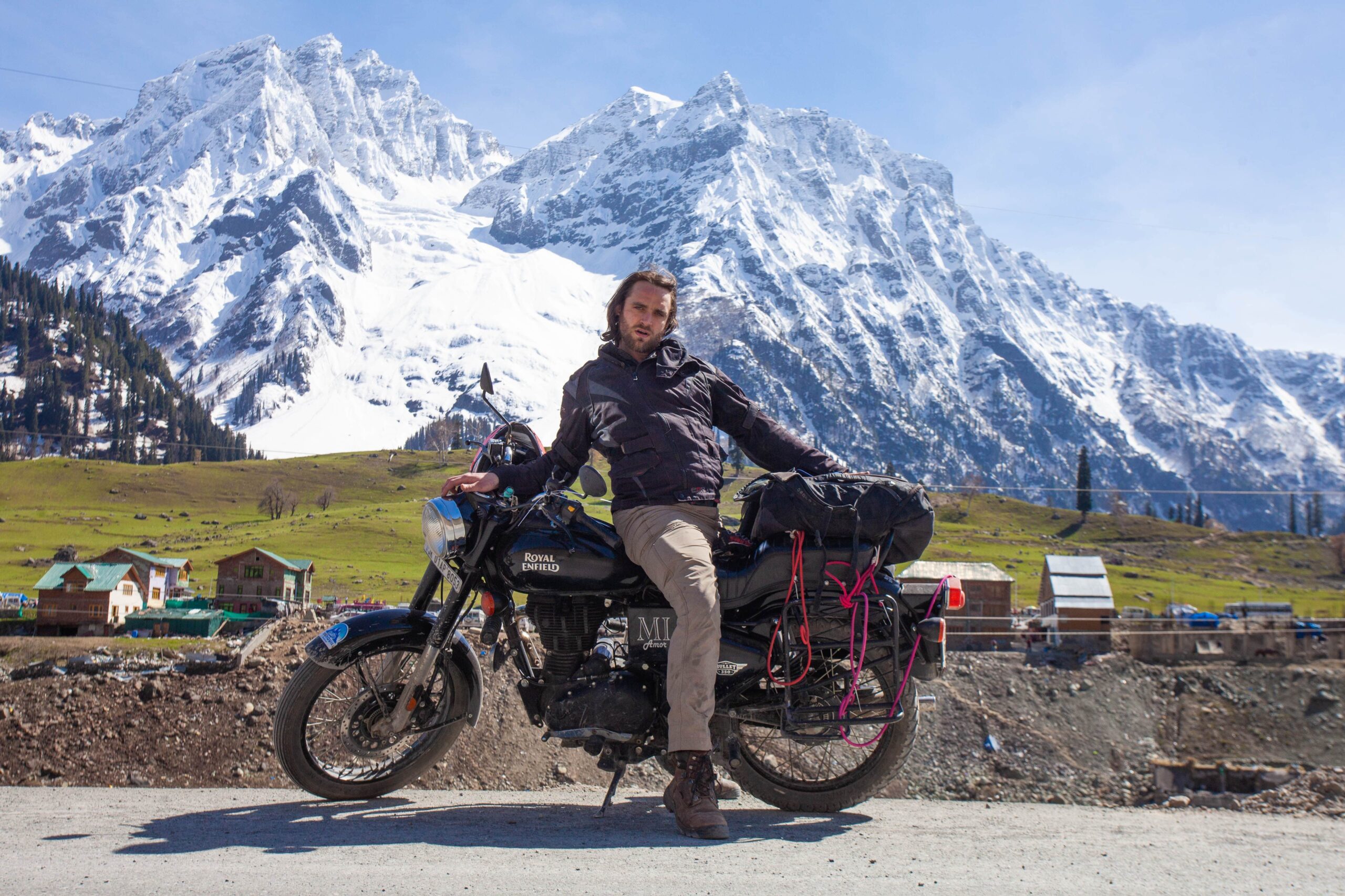 Srinagar Bike Rental: Your Ticket to Two-Wheeled Adventures