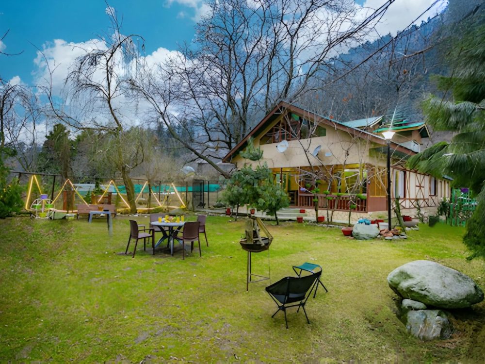 Luxury private cottage at Pahalgam, Kashmir.